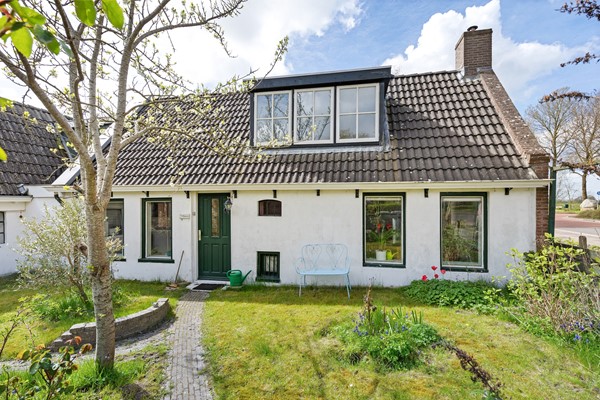 Foto - Te koop: JH van Aismawei 16, 9045 PJ Bitgummole